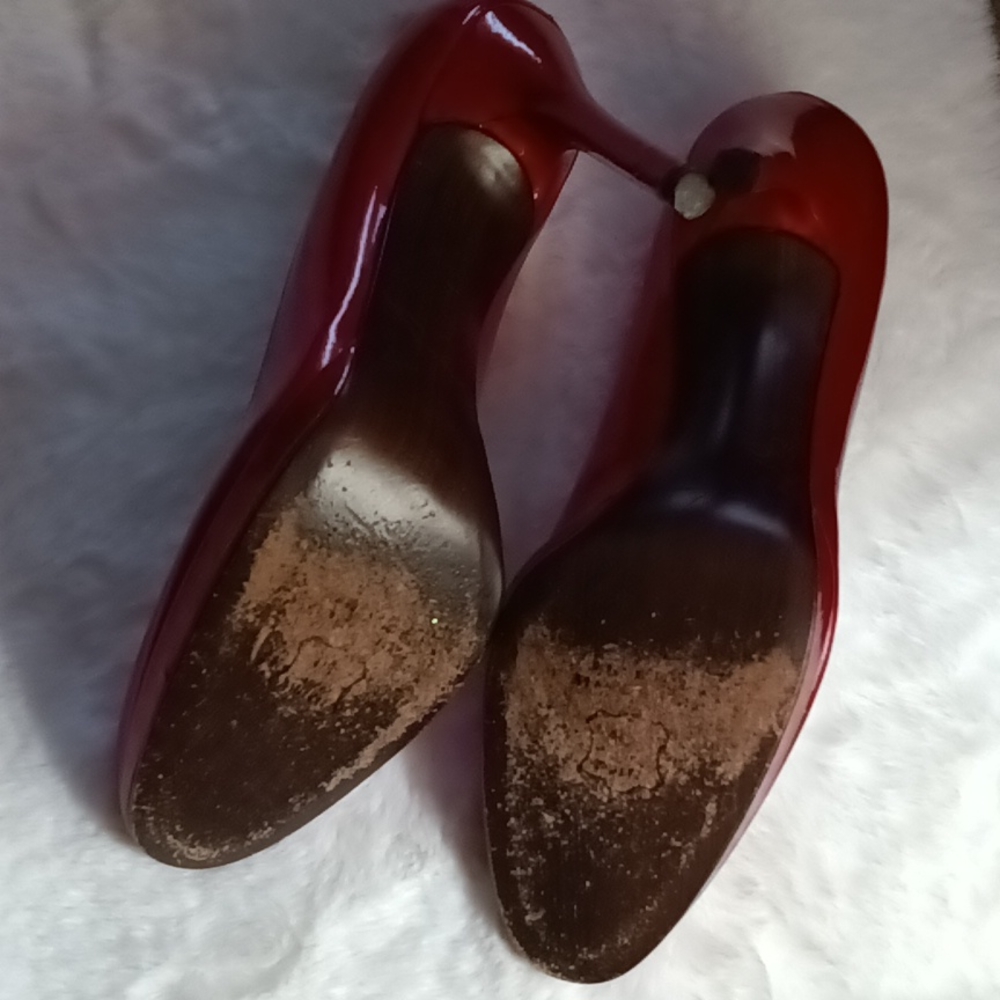 Stuart Weitzman Pumps - Picture 6 of 8